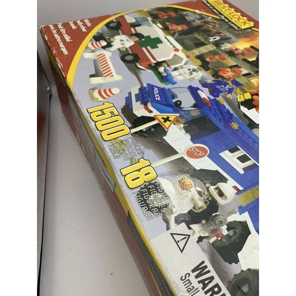 Best-Lock Construction Toys 1500 PCs ? Open Box Incomplete ?? Fire Police
